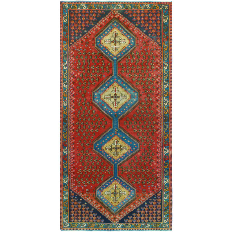 Khyion Distressed Saif Red Runner