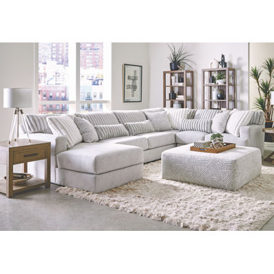 Zyyon 4-Piece Chaise Sectional