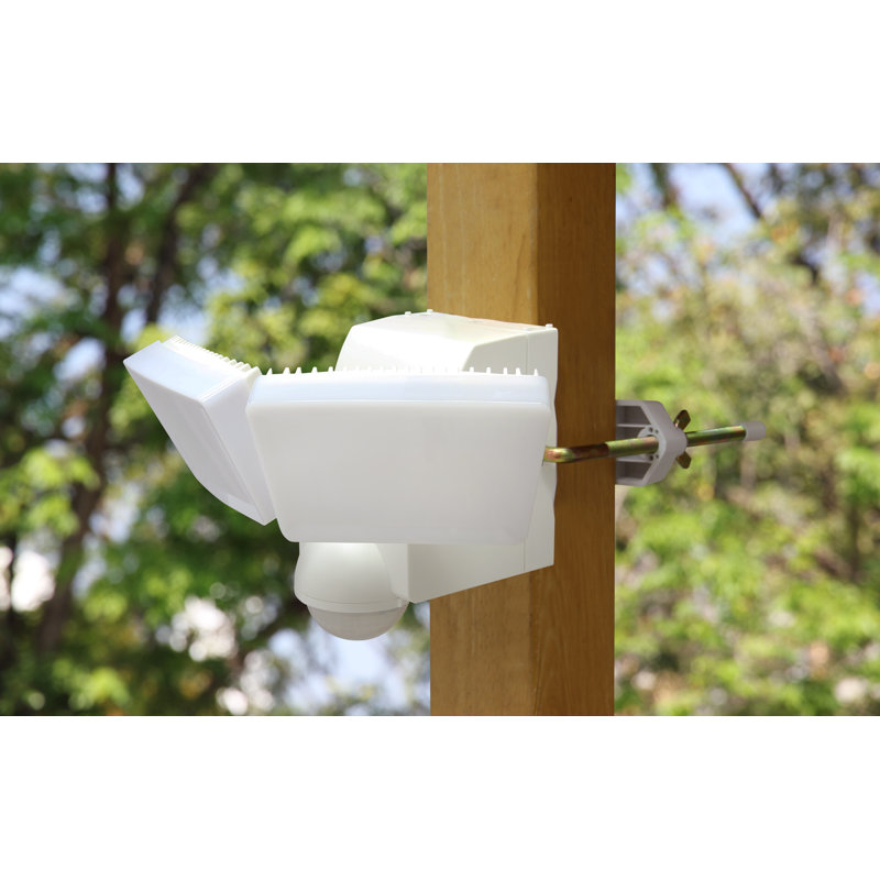 LED Battery Powered Outdoor Security Flood Light, White
