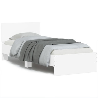 Nyleen Bed