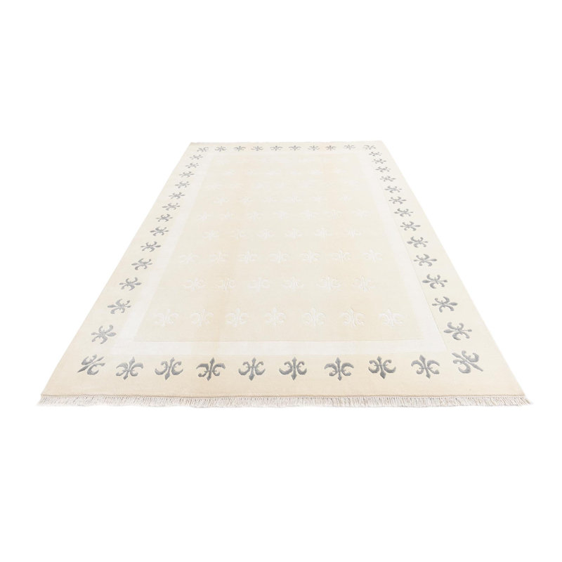 Howard Light Beige Rug