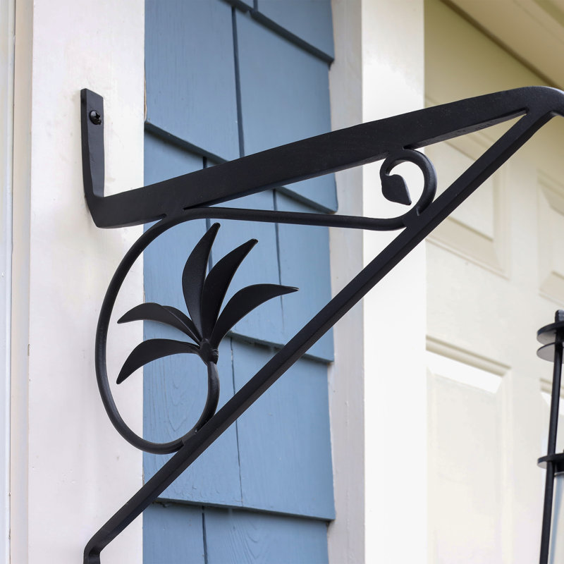 Metal Bracket Plant Stand