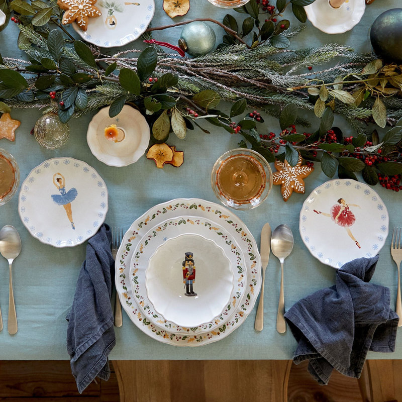 Fine Stoneware Dinner Plate