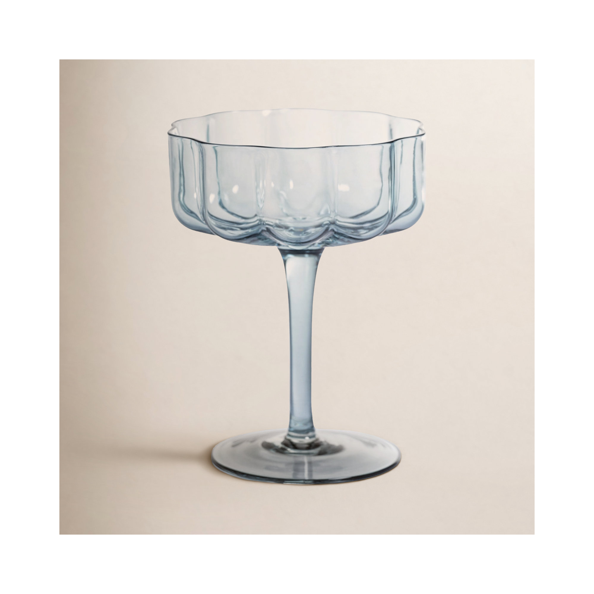 Reinhard 4-Piece Set Handblown Coupe Glasses, Blue