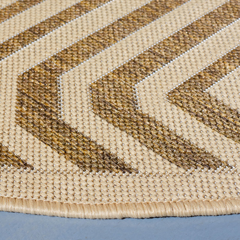 Arneshia Geometric Natural/Brown Indoor/Outdoor Area Rug, Round 6'7"