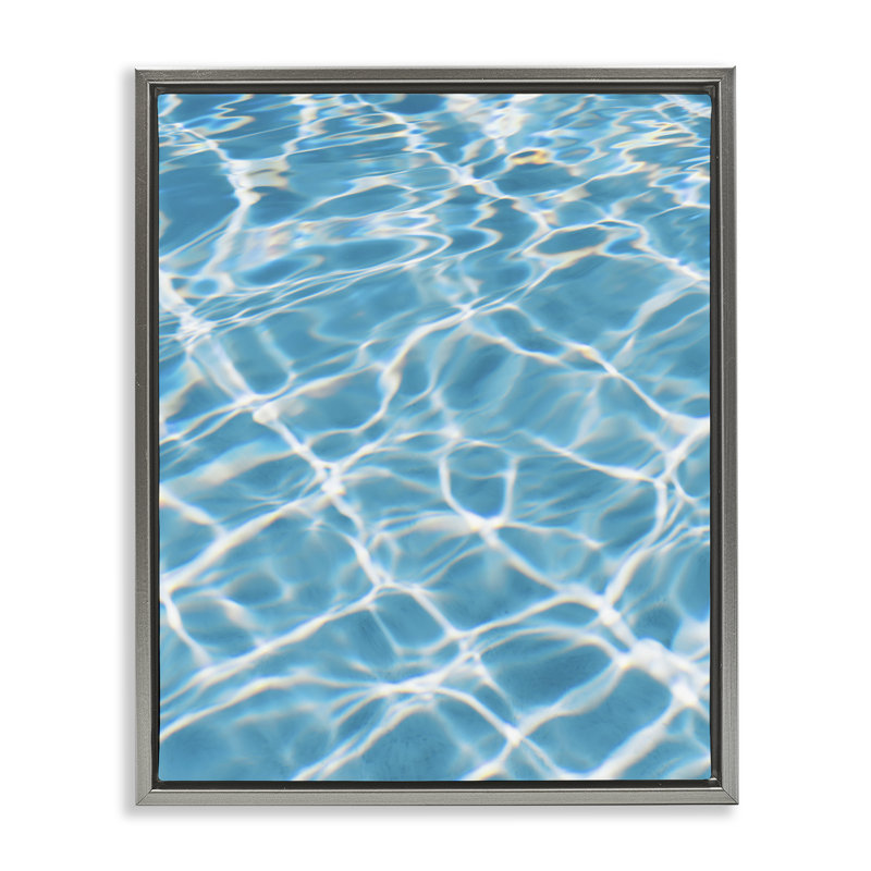 «Summer Water Reflection» par Justine Milton, H 31 po x l 25 po, Cadre flottant gris lustré