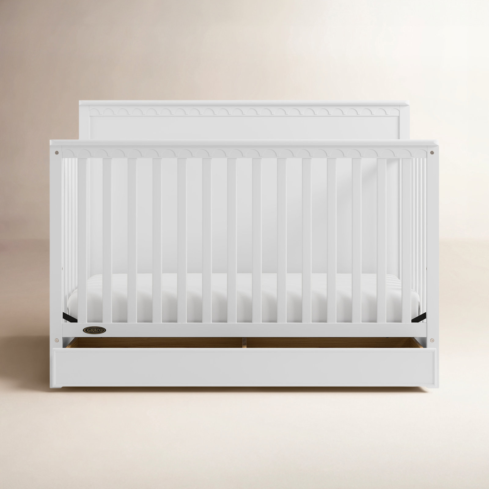 Sasha 5-in-1 Convertible Crib, White
