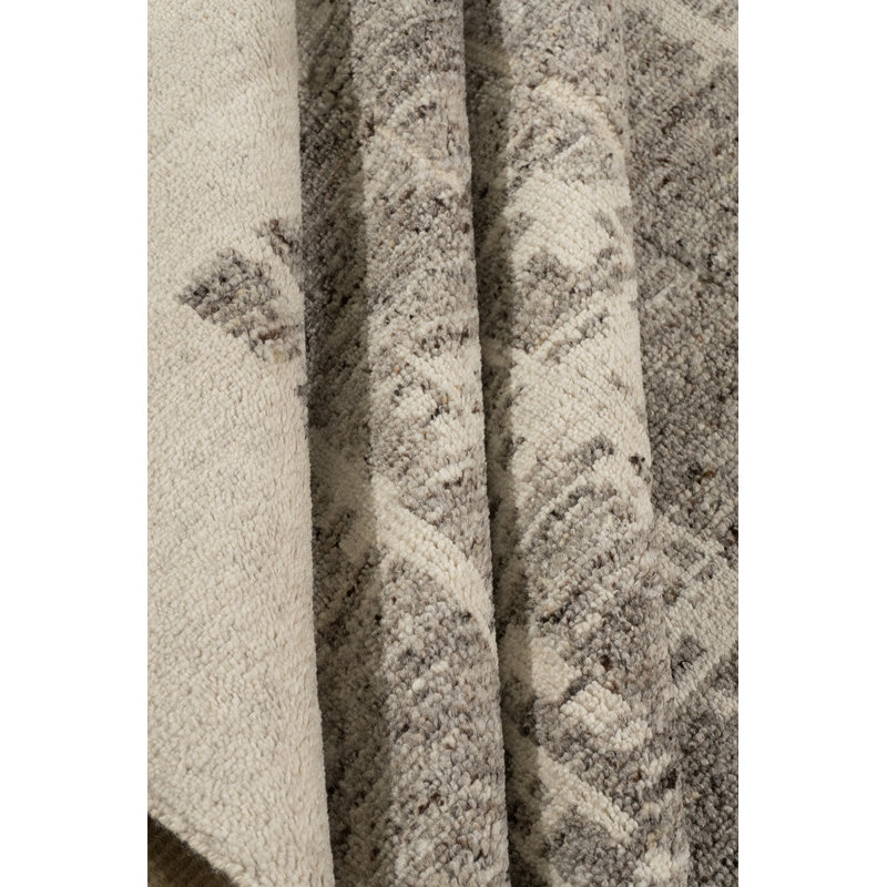 Abstract Area Rug in Ivory