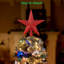 Décoration pour sommet de sapin étoile brillante-932054864