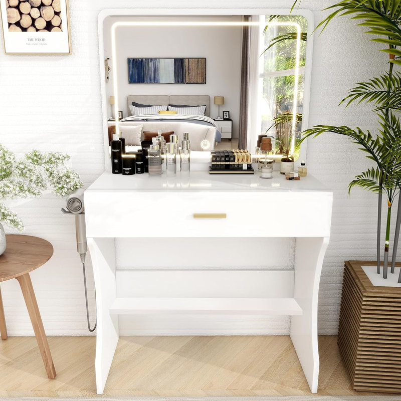 Kessiah Vanity