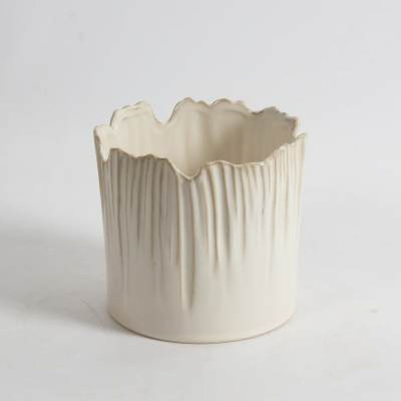 Pot à fleurs en céramique Kemp, H 5,31 po x l 5,71 po x P 5,71 po