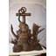 Statue en bronze ancre sur fond océanique entre poissons, taille: 32 po x 27 po x H 41 po
