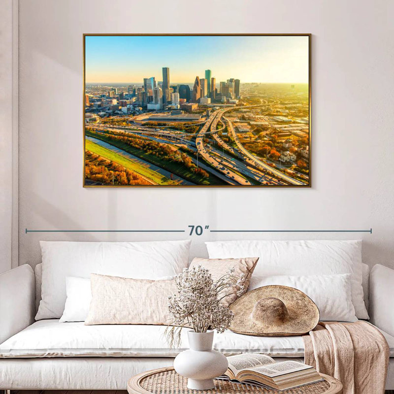 Golden Houston Highway, 46 po x 31 po, Cadre flottant doré