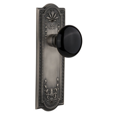 Plaque Meadows avec bouton de porte en porcelaine noire