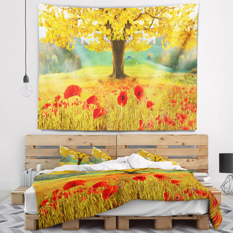 Tapisserie florale à motif d'automne jaune, H 78 po x l 92 po