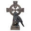 Croix celtique avec figurines en oiseau