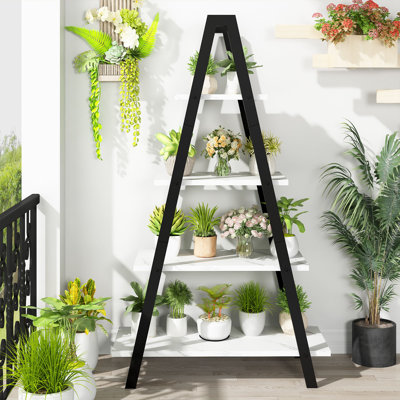 Jennia Bookcase