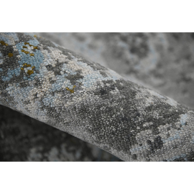 Nuit Arabe Wool Geometric Area Rug in Silver, Rectangle 10' x 14'