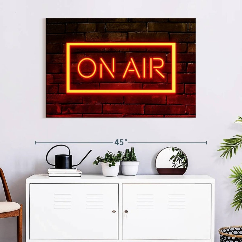 Tergel On Air, 26" H x 39" W