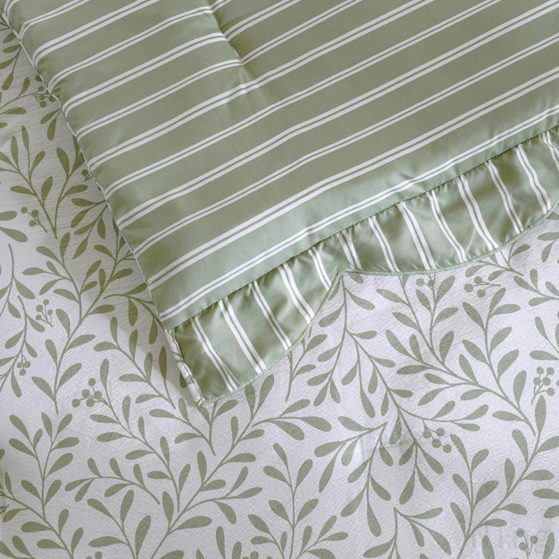 5- Piece Queen Print Comforter Set, Queen Comforter + 5 Additional Pieces, Green