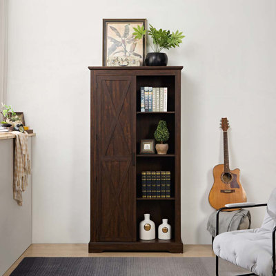 Armoire de rangement de style campagnard
