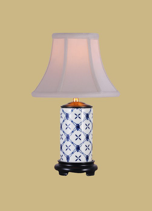 Lampe de table 15 po Putnam