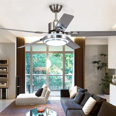 Ventilateur de plafond à DEL 5 pales en acier inoxydable avec télécommande et ensemble d'éclairage inclus Asterios