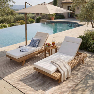 Chaise longue d'extérieur avec appui-tête réglable, confort et style extérieurs