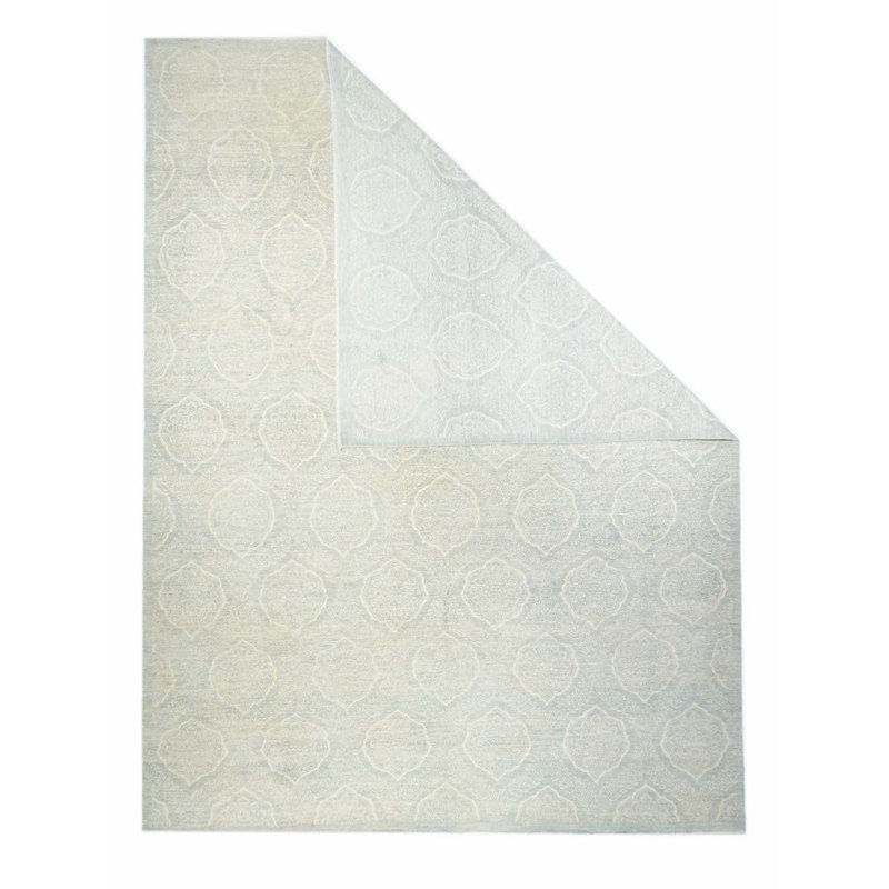 Wool Floral Area Rug in Light Gray