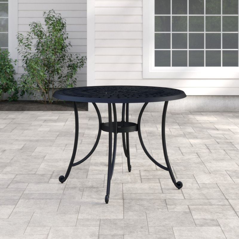 Table repas en métal Algrid, 30' ' H x 46' ' W x 46' ' L