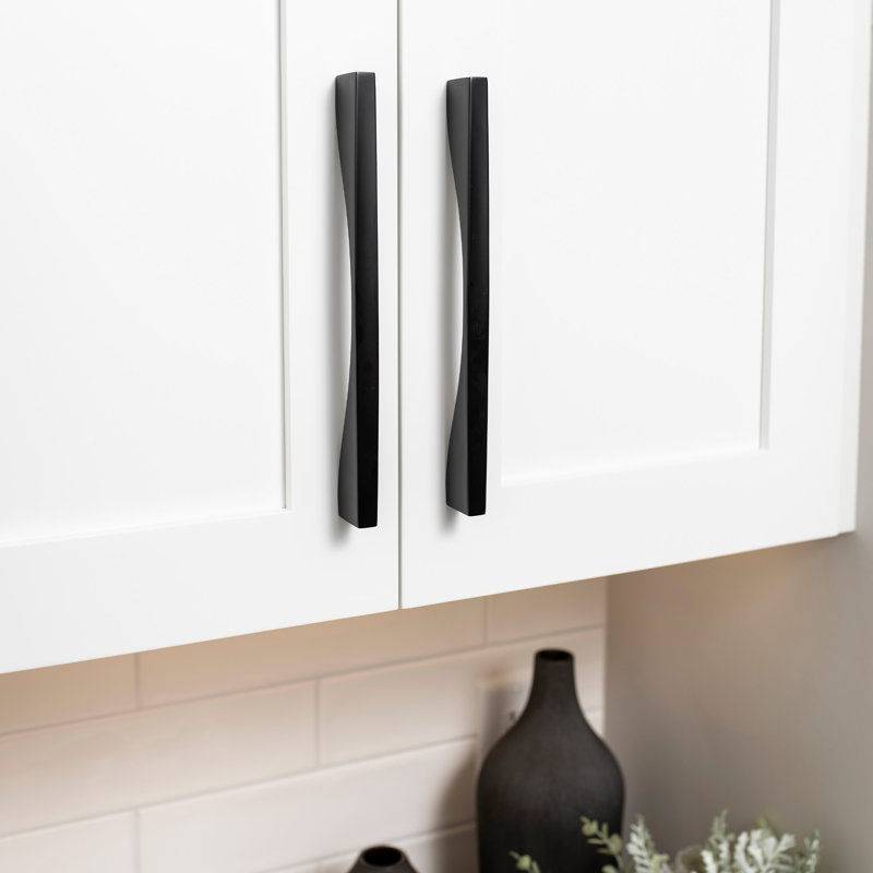 Channel Bar Pull, 8 13/16'', Matte Black
