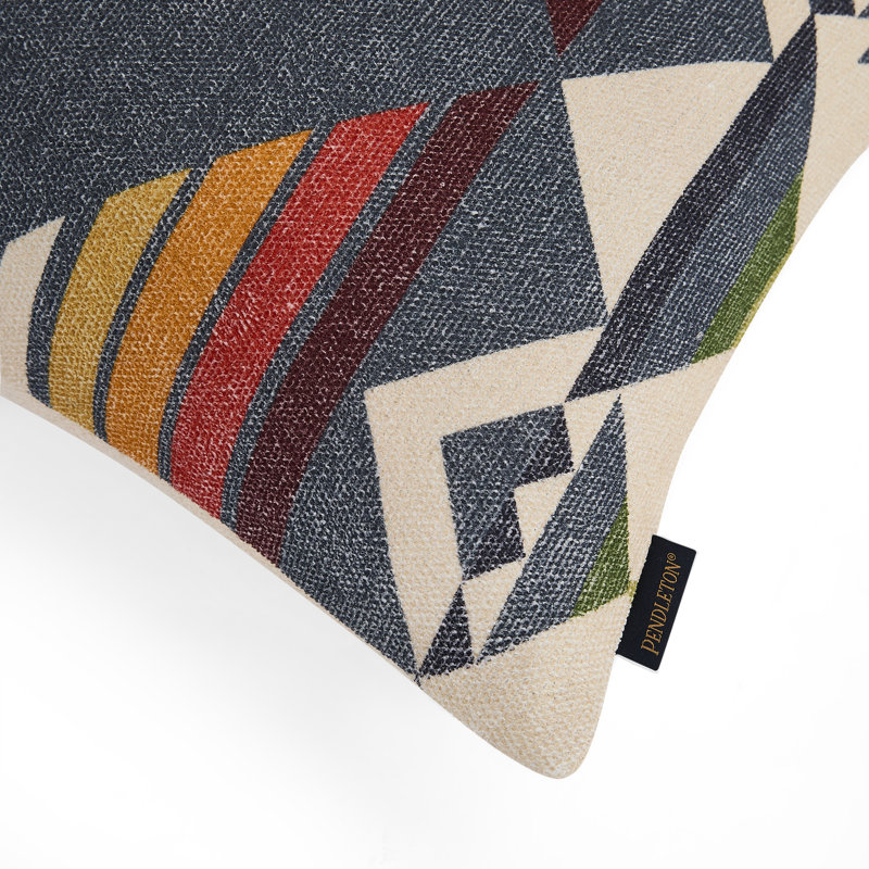 Coussin Creekside