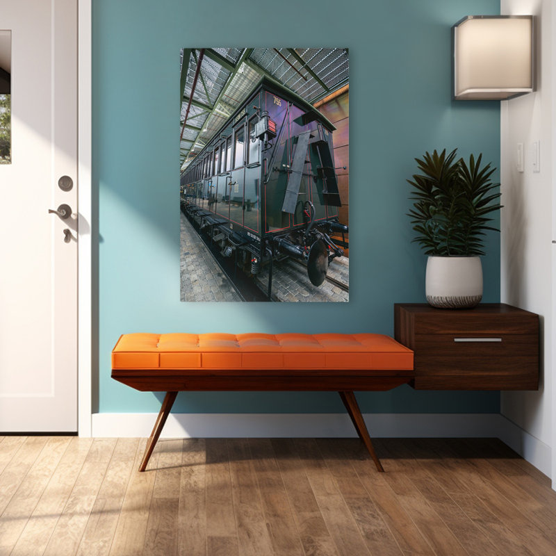 Railroad Car II - Photographie contemporaine, H 48 po x l 32 po