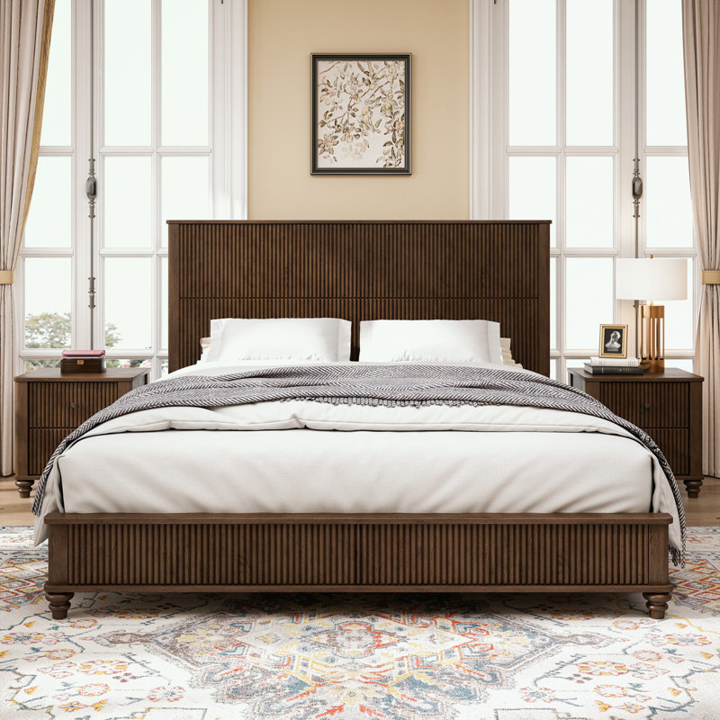 Ensemble de chambre à coucher 3 pièces avec un très grand lit et 2 tables de chevet, Noyer, Très grand