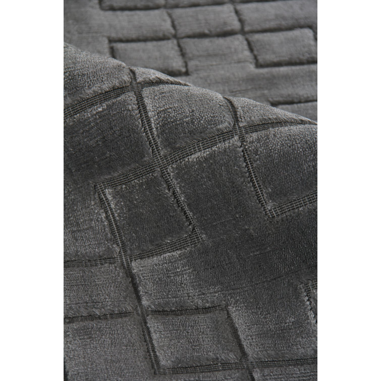Smooch Geometric Area Rug in Dark Gray
