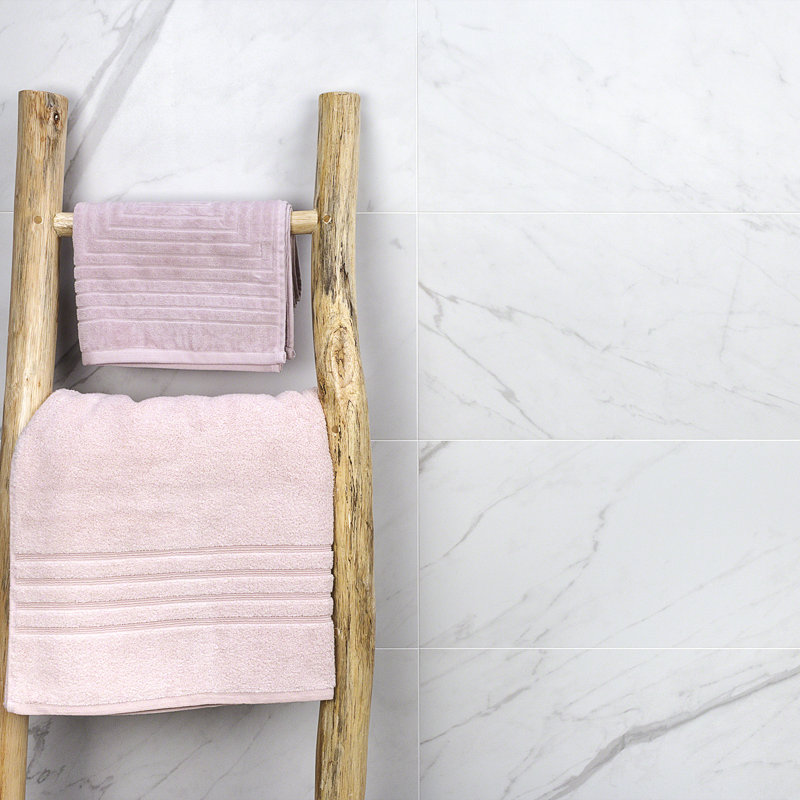Carreau de porcelaine 12 po x 24 po, Marbre blanc mat