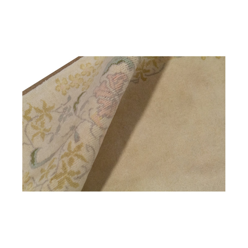 Tapis ivoire et ivoire noué à la main de haute qualité