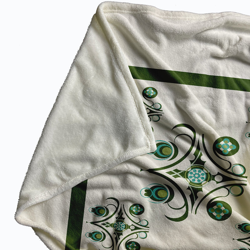 Jeté à imprimé géométrique Hanky, L 50 po x l 60 po, Gui (blanc cassé / vert)