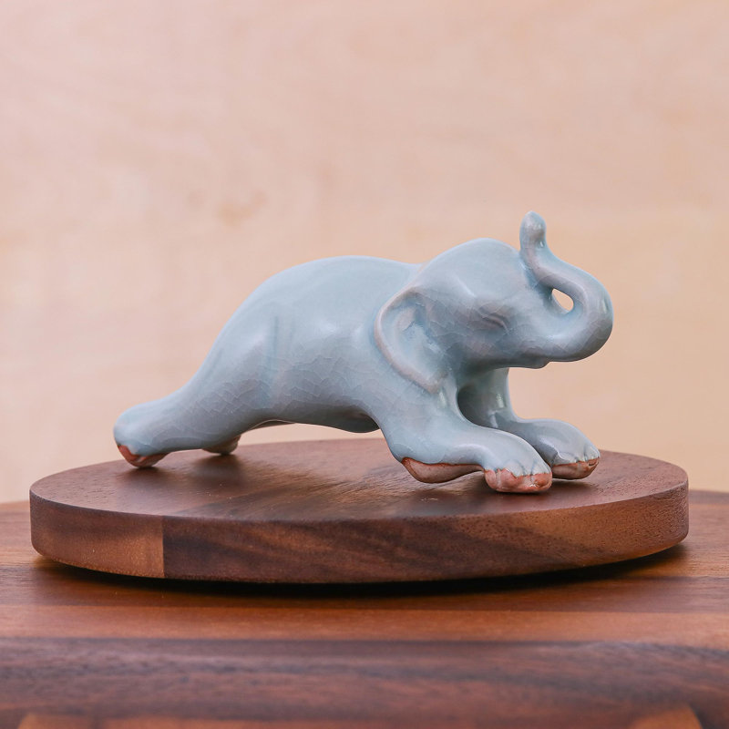 Figurine
