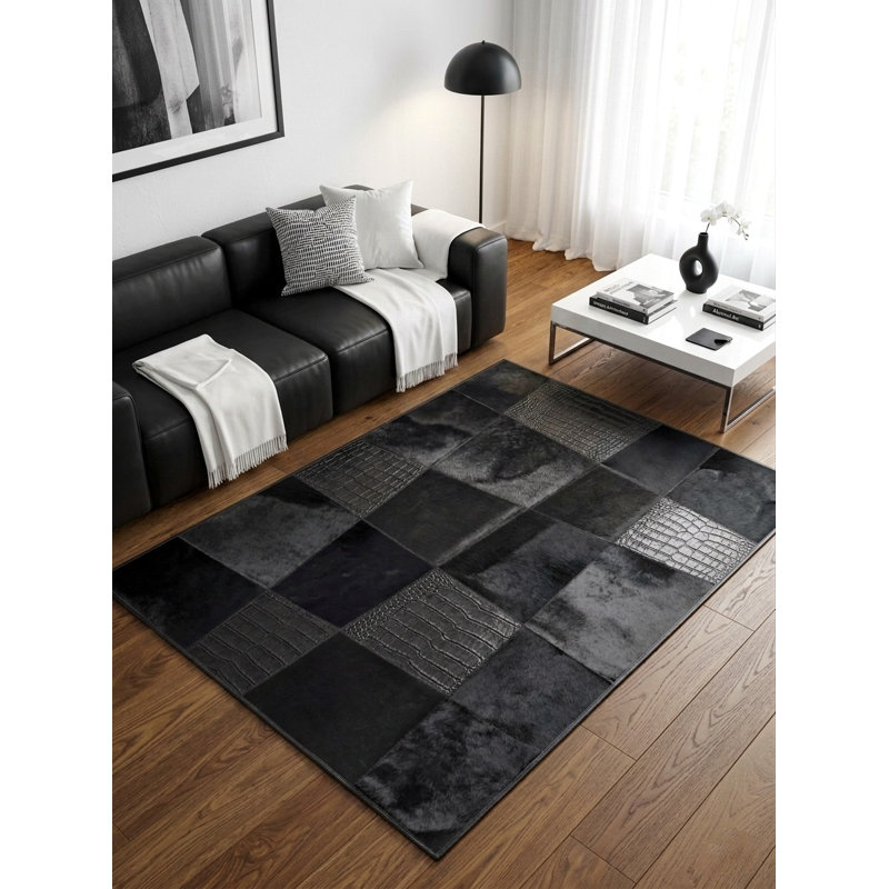 Tapis Abani Rugs Hide HID490A Noir Charbon à motif crocodile en relief, patchwork, en cuir de vache, 5 pi x 8 pi
