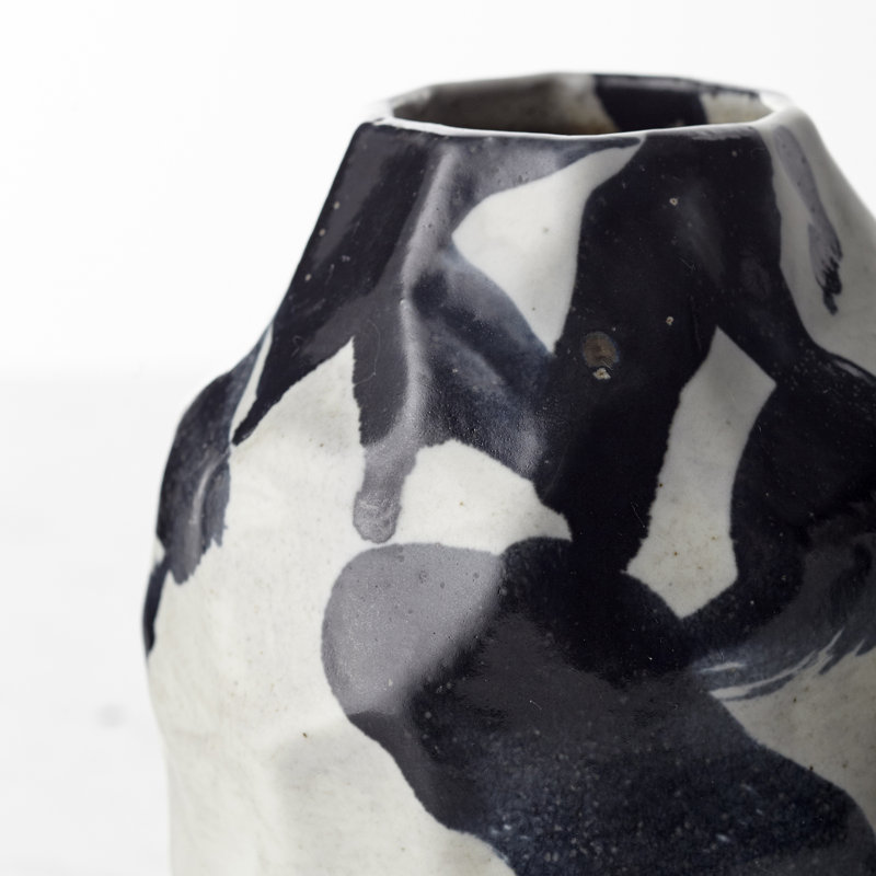 Mod Ceramic / Porcelain Table Vase