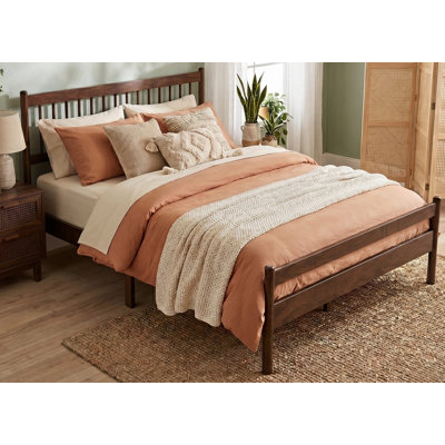 Grand lit de style traditionnel avec tête et pied de lit, lit en bois de pin avec cadre de lit renforcé, noyer