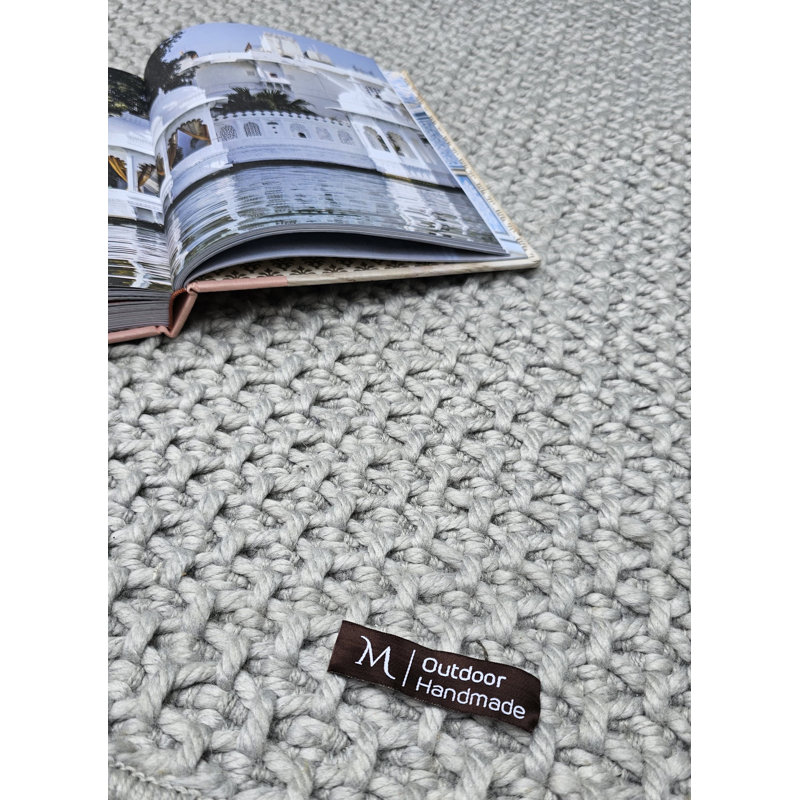 Tapis argenté intérieur / extérieur Surath, Rectangle 12 pi x 15 pi