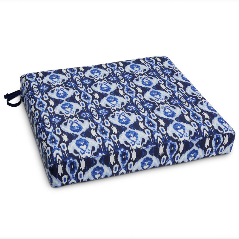 Vera Bradley Outdoor 3'' Dining Chair Seat Cushion, 3" H x 17" W x 17" D, Ikat Island