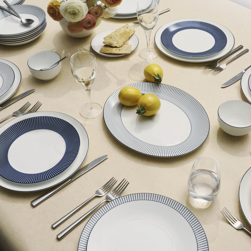 Wedgwood Gio Blue Plate 9.3in Pinstripe, Blue/White