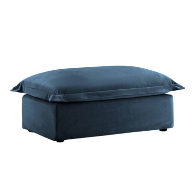 Blue Elegant Lounge : Soft Chenille Fabric, Spacious Seating, Detachable Covers For Convenience In Color: Wood Frame Couch With Breathable Material, Covers, And Maximum Comfort