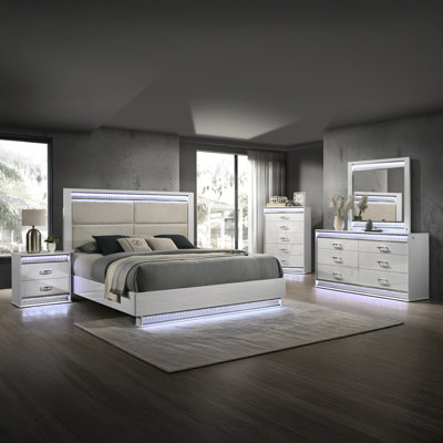 Lashell Upholstered Bedroom Set with LED Lighting