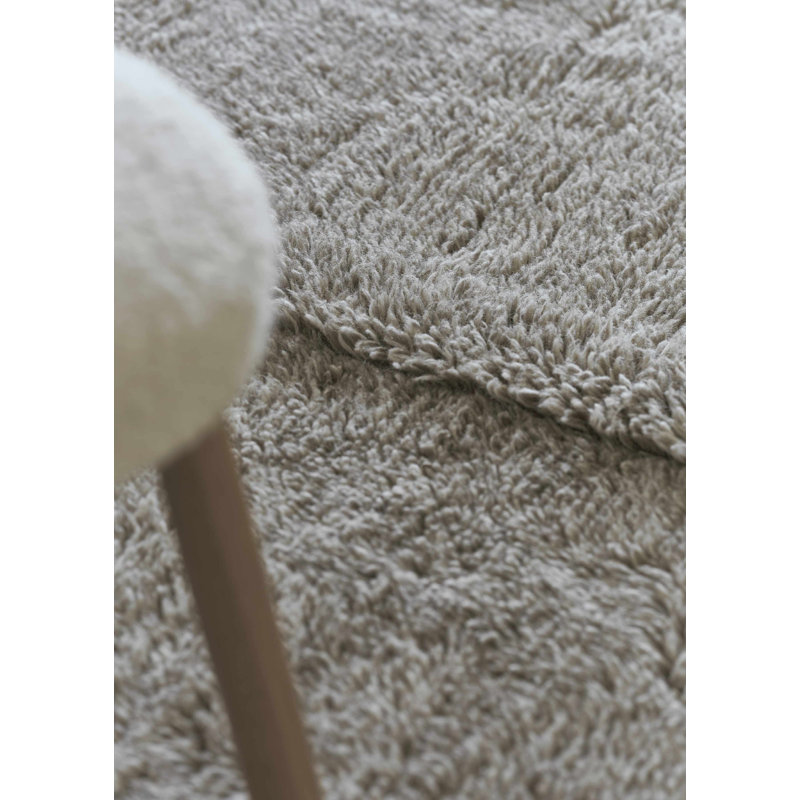 Sheep Of The World Hand Tufted Wool Area Rug in Sheep Brown, Rectangle 5'7" x 7'10"