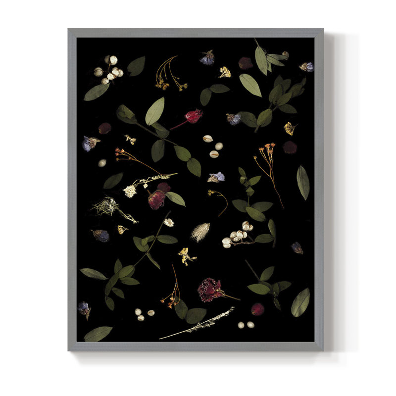 Nosegay I, reproduction d'art encadrée - bois massif, H 30 po x l 24 po, Gris