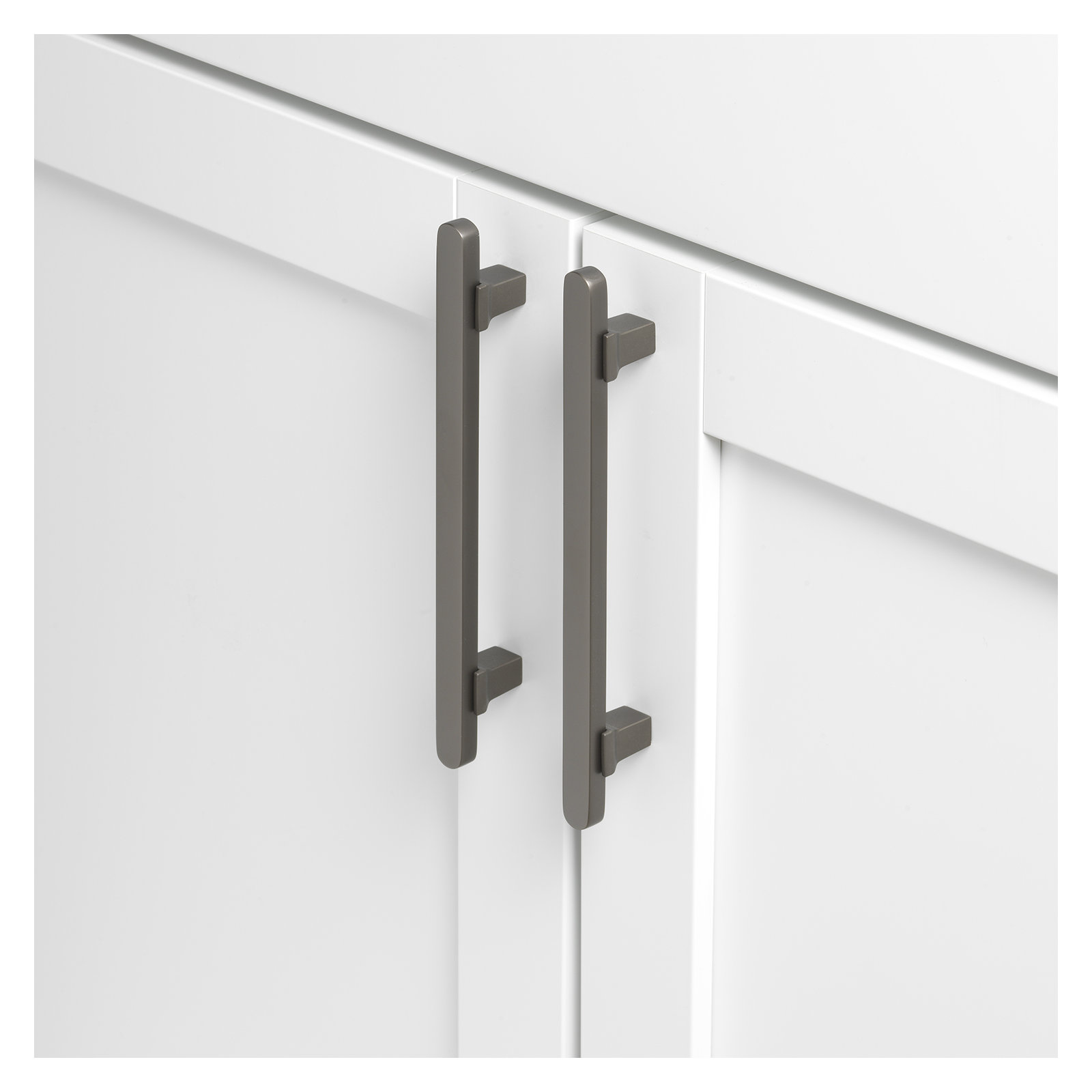 Giana Collection 5-1/16" Center to Center Solid Flat Bar Pull, Graphite